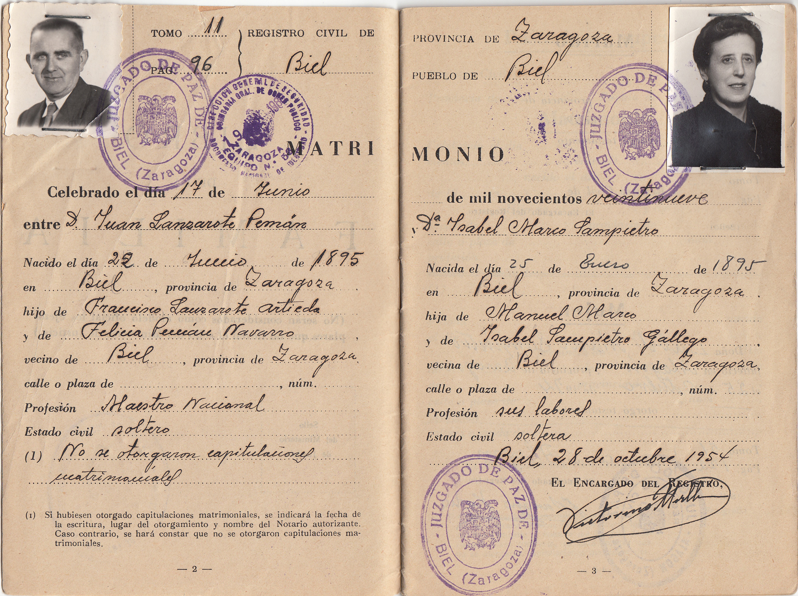 10. Libro de familia