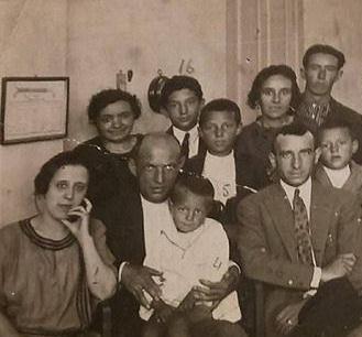 1923, Isabelita, don Amado