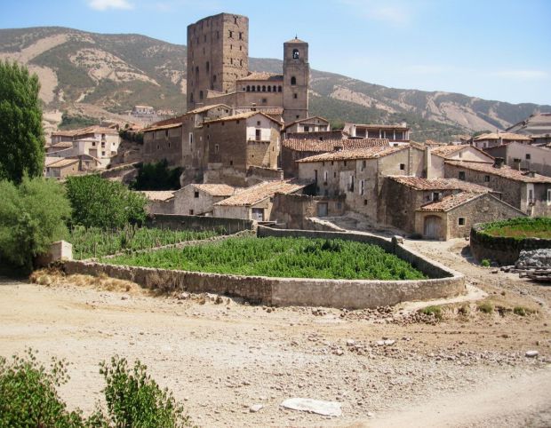 Biel, Zaragoza, 1934. Imagen coloreada por Miguel Casabona. Publicada en Pelaires de Biel.